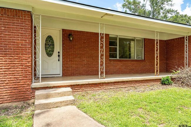 559 N Elm St, House other with 3 bedrooms, 2 bathrooms and null parking in Frankston TX | Image 5