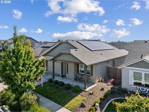 559 Casting St Se, Albany, OR, 97322-4911 | Card Image