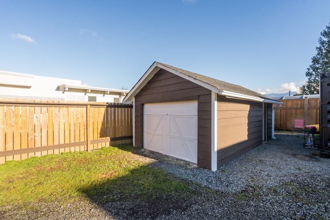 45371 Wellington Avenue, House other with 3 bedrooms, 1 bathrooms and 4 parking in Chilliwack BC | Image 25