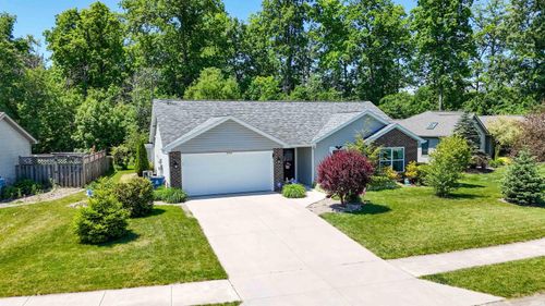 9376 Falcon Way, New Haven, IN, 46774-3124 | Card Image