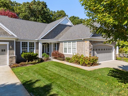 8888 Oakland Hills Cir, Portage, MI, 49024-5265 | Card Image