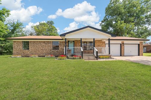106 Cottonwood St, Joshua, TX, 76058-5706 | Card Image