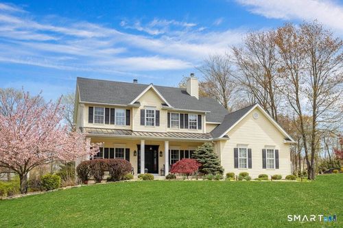 12 Deer Park Rd, Danbury, CT, 06811-2701 | Card Image