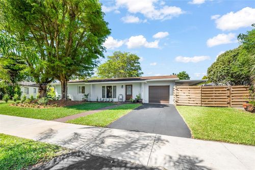 18044 Sw 89th Pl, Palmetto Bay, FL, 33157 | Card Image