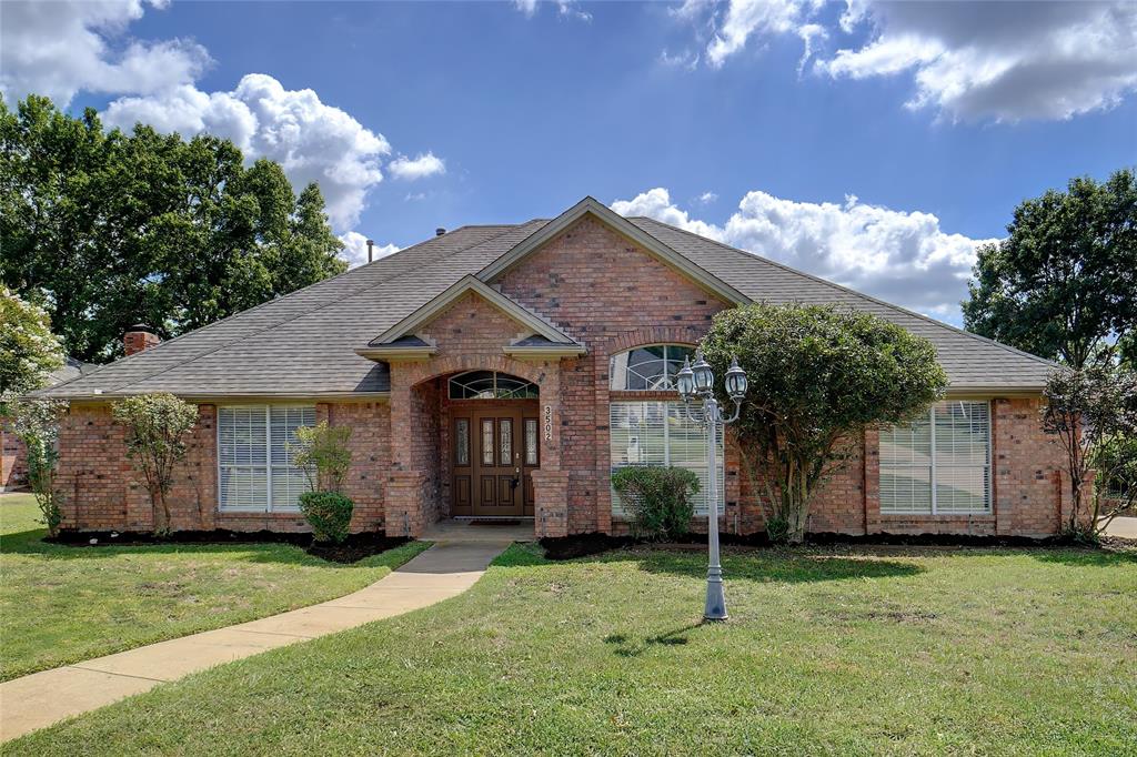 Fox Glen Dr, Colleyville, TX 76034