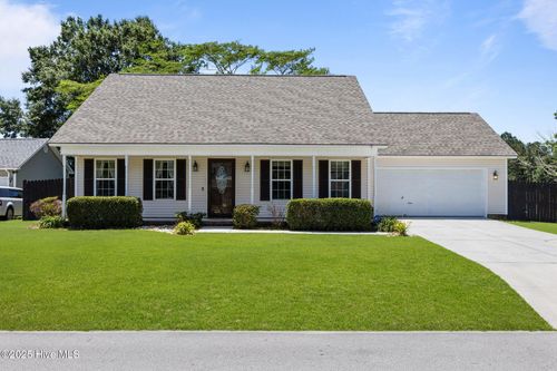 119 Cobblestone Trl, Jacksonville, NC, 28546-9535 | Card Image