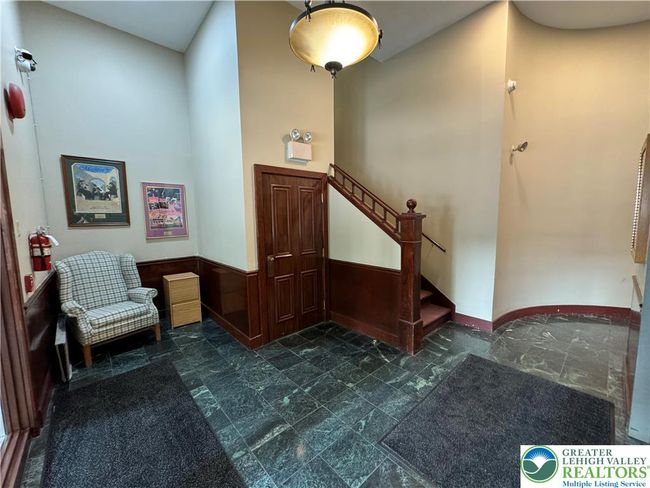 APT-17 - 535 Main St, Condo with 2 bedrooms, 2 bathrooms and null parking in BETHLEHEM PA | Image 4