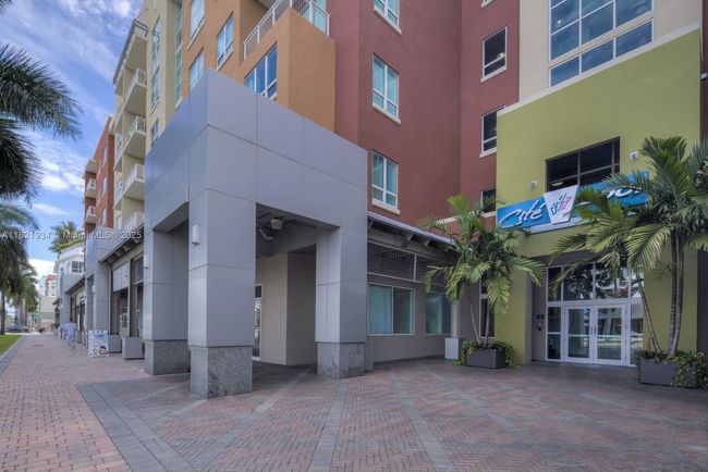 APT-626 - 2000 N Bayshore Dr, Condo with 1 bedrooms, 1 bathrooms and null parking in Miami FL | Image 17