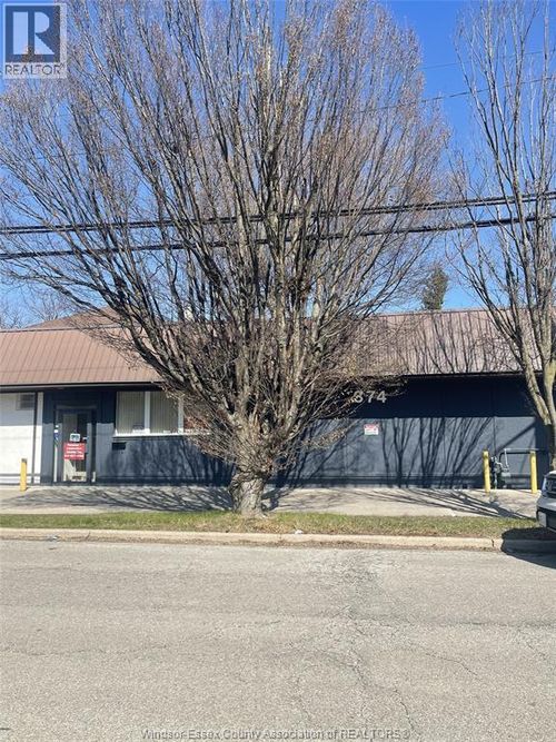 374 Shepherd St W, Windsor, ON, N8X1C3 | Card Image