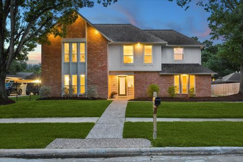 15722 Brookvilla Dr, Houston, TX, 77059-5909 | Card Image