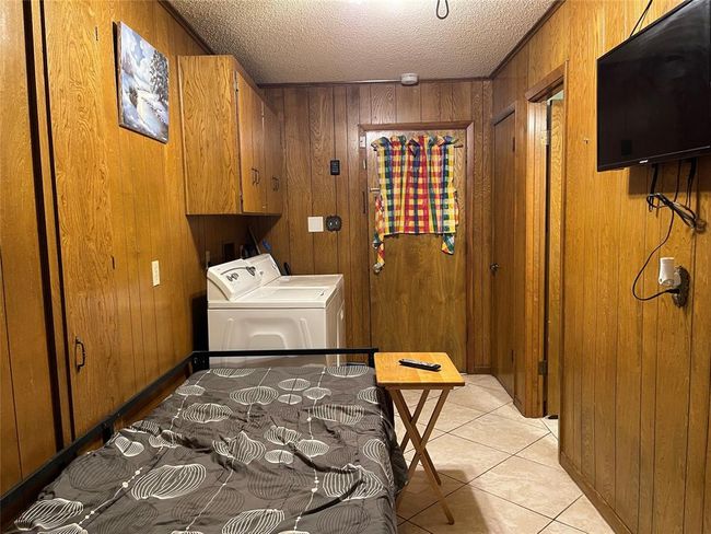 403 N Hall St, House other with 5 bedrooms, 3 bathrooms and null parking in Fairfield TX | Image 23