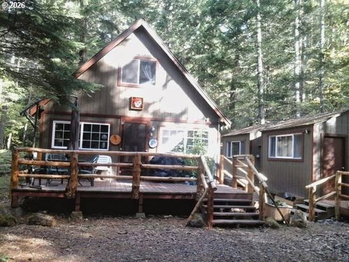 100 Northwoods, Cougar, WA, 98616-9715 | Card Image