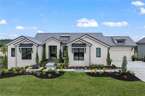 16010 Glenfinnan Way, Belton, MO, 64012 | Card Image