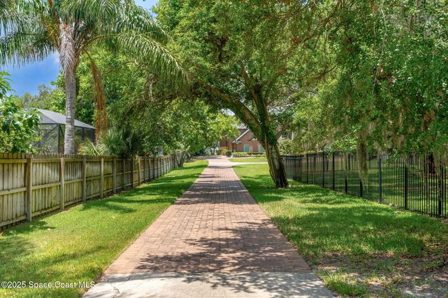 4297 Crooked Mile Rd, House other with 6 bedrooms, 5 bathrooms and null parking in Merritt Island FL | Image 7