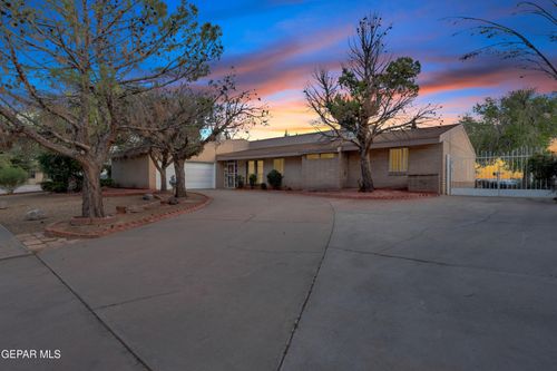 1617 Tommy Aaron Dr, El Paso, TX, 79936-4614 | Card Image