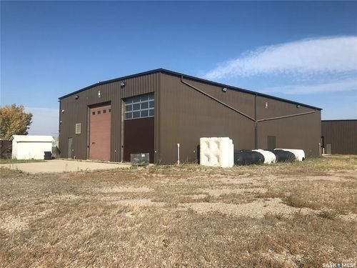 205 60th St W, Saskatoon, SK, S7R1E2 | Card Image