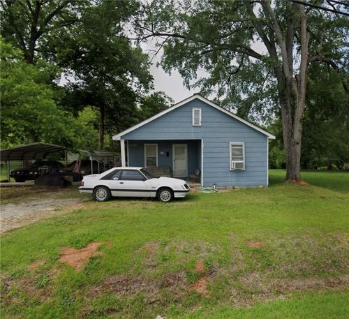 937 E Main St, Seneca, SC, 29678-2938 | Card Image