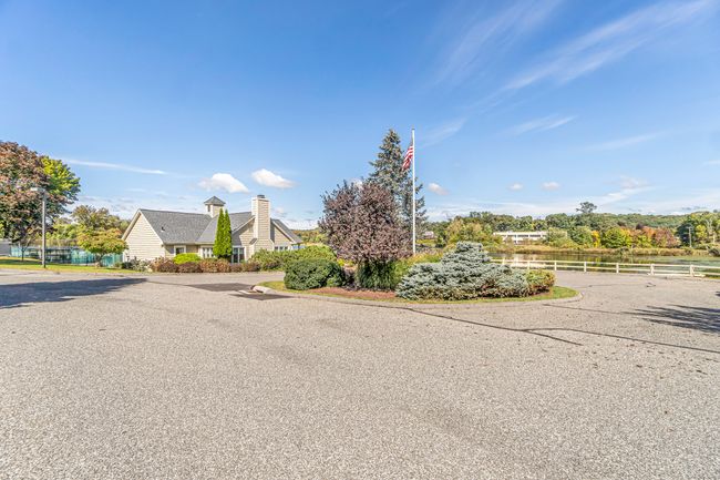 UNIT-4-18 - 11 Boulevard Dr, Condo with 2 bedrooms, 3 bathrooms and 2 parking in Danbury CT | Image 27