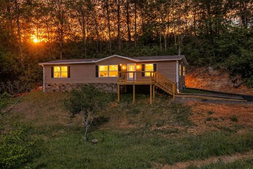 1985 Old Liberty Hill Rd, Morristown, TN, 37814-6082 | Card Image