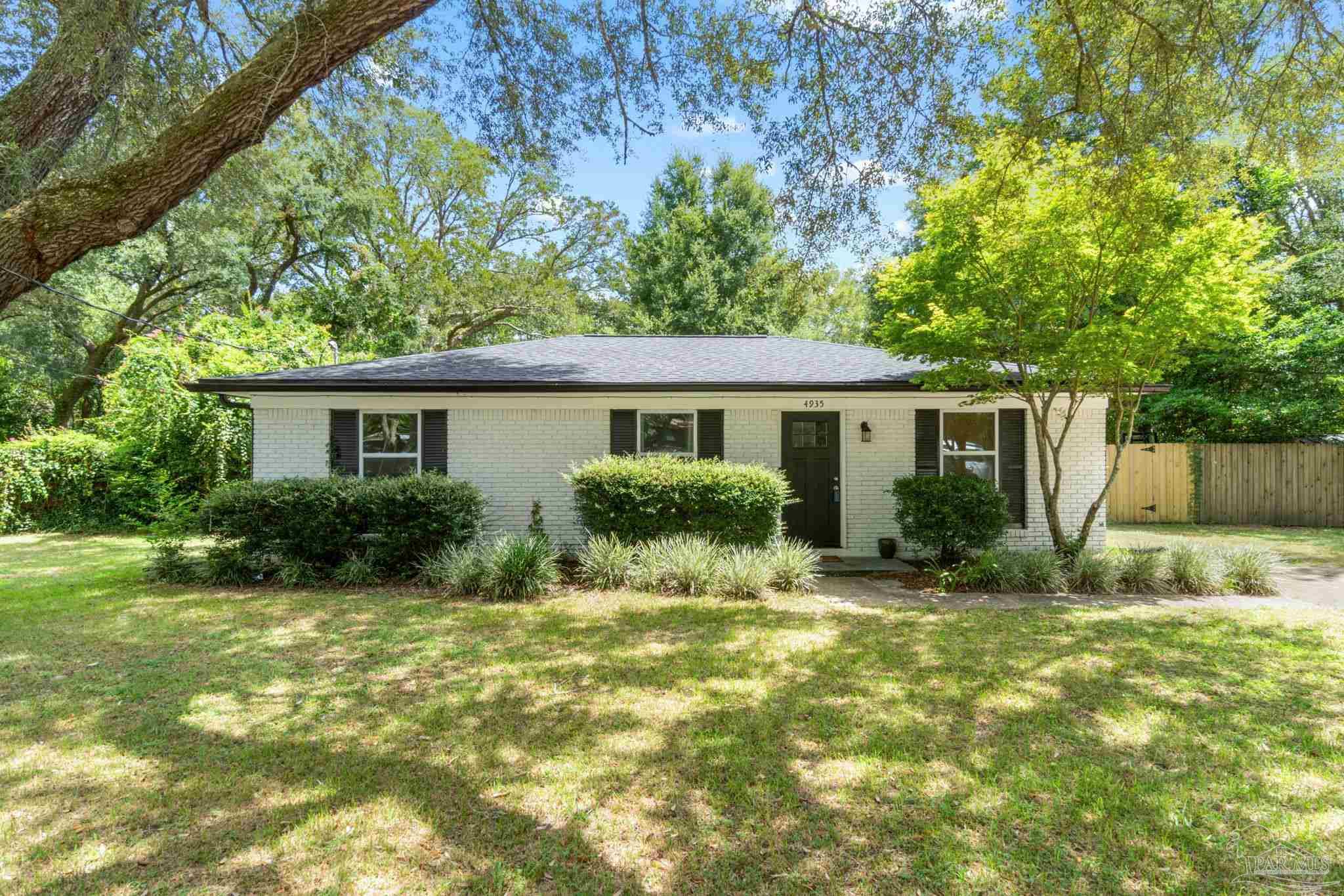 LA Ceiba Dr, Pensacola, FL 32526
