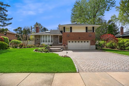 39 Morris Dr, Syosset, NY, 11791-6413 | Card Image
