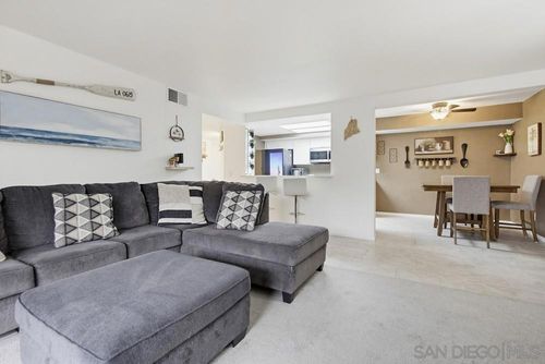 unit-72-1010 E Washington Ave, Escondido, CA, 92025-3238 | Card Image