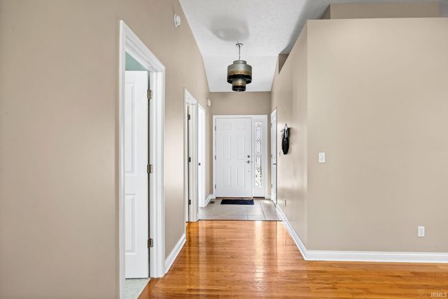 1733 Mill Pond Ln, Condo with 3 bedrooms, 2 bathrooms and null parking in Lafayette IN | Image 24