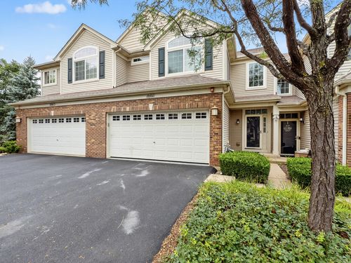 10011 Cummings St, Huntley, IL, 60142-6033 | Card Image