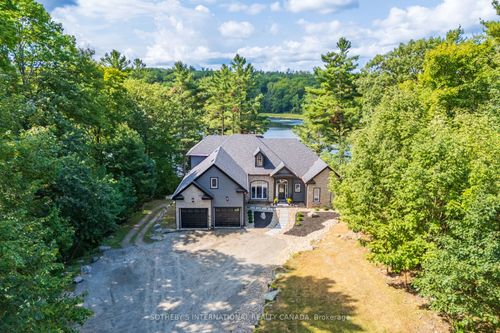 49 Estate Dr, Port Carling, ON, P0B1J0 | Card Image
