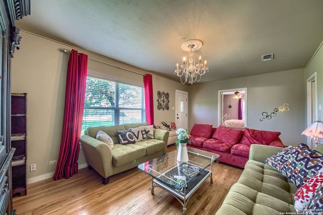 660 Ranch Road 1, House other with 3 bedrooms, 1 bathrooms and null parking in Stonewall TX | Image 7