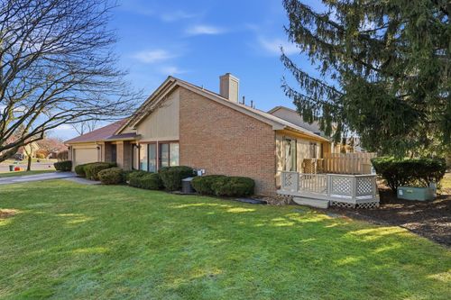 521 Tennyson, Rochester Hills, MI, 48307-4246 | Card Image