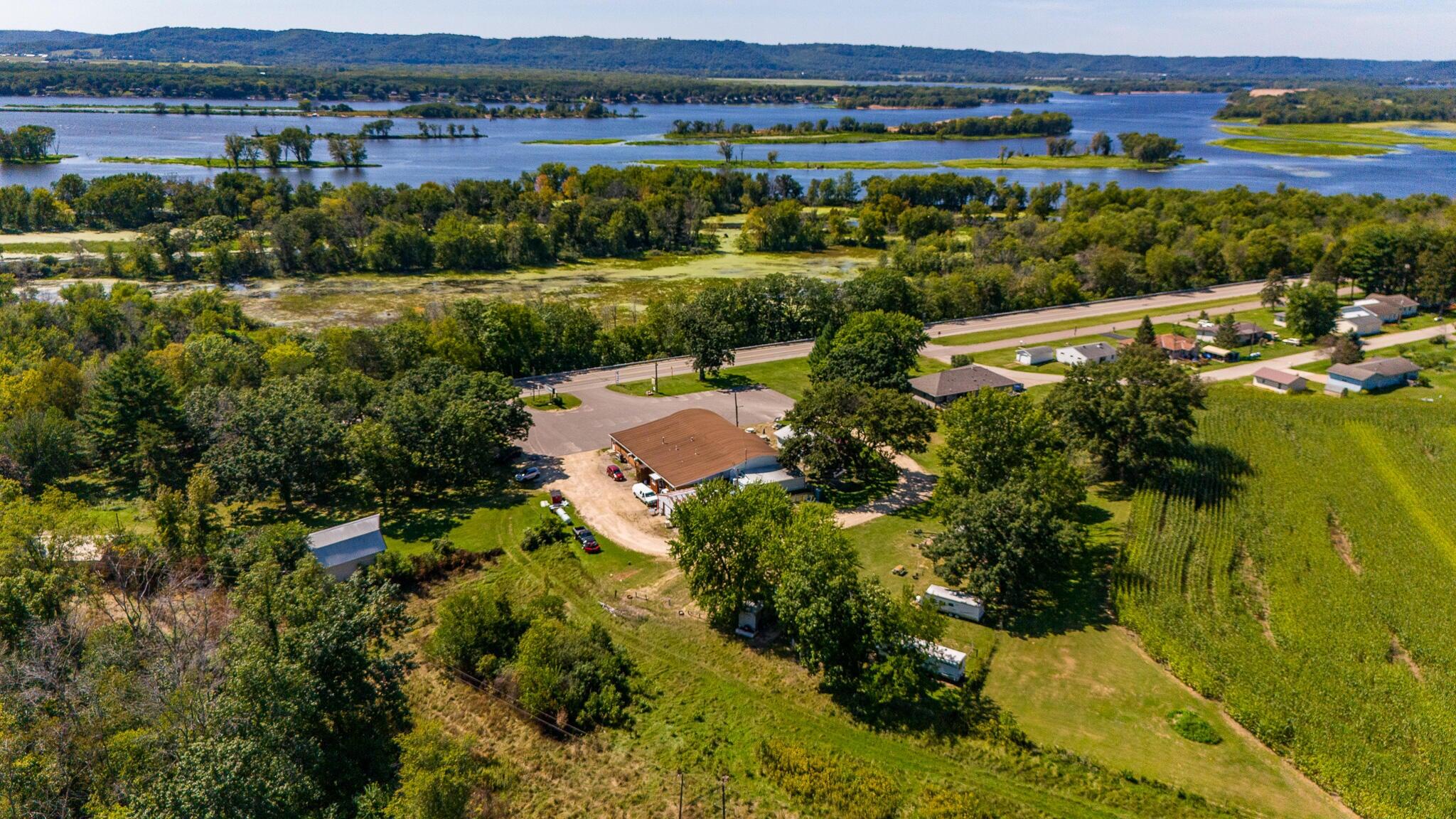 Commercial Lease in Alma 3
