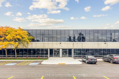89 Walker Dr, Brampton, ON, L6T5K5 | Card Image