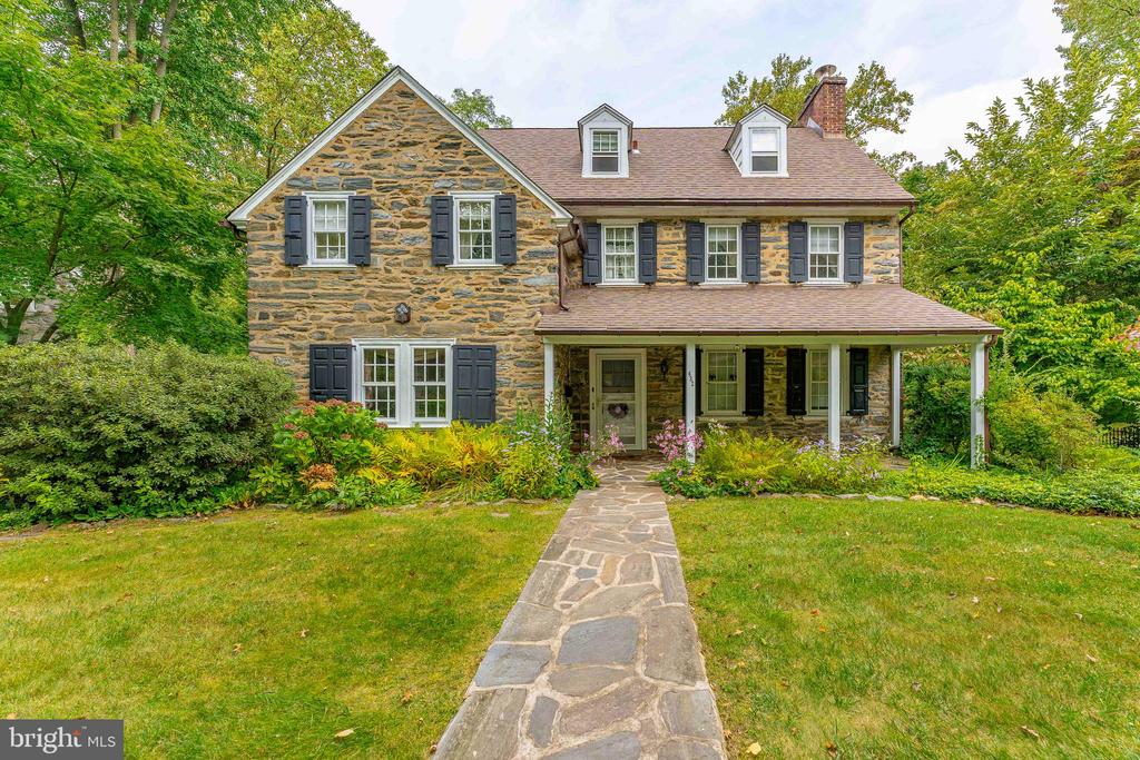 Winsford Rd, Bryn Mawr, PA 19010