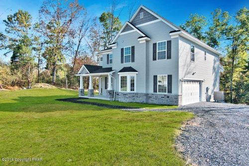 709 Kennedy Ct, East Stroudsburg, PA, 18301-9816 | Card Image