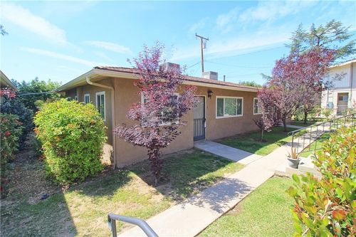 c-35294 Adams Ln, Yucaipa, CA, 92399 | Card Image