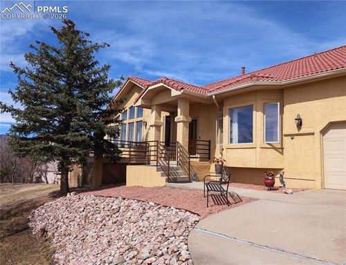 390 Scrub Oak Cir, Monument, CO, 80132-8501 | Card Image