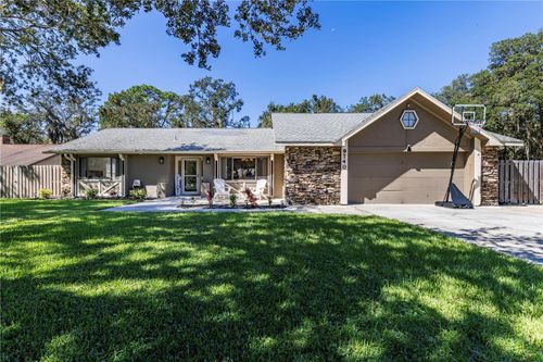 9740 Fairway Cir, LEESBURG, FL, 34788-3620 | Card Image