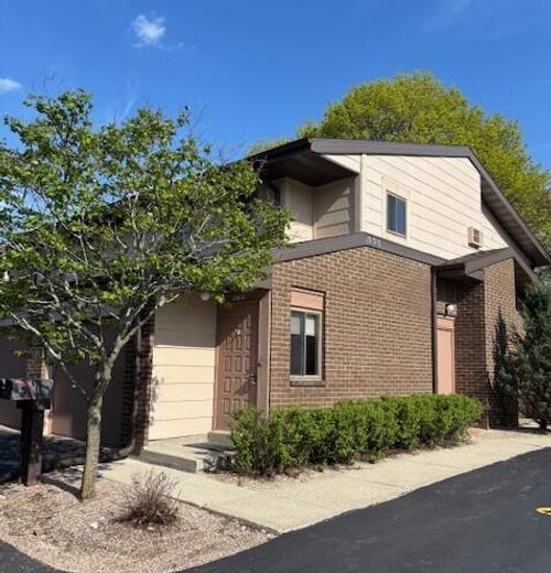 6-305 Cheviot Chase, Waukesha, WI, 53186 | Card Image