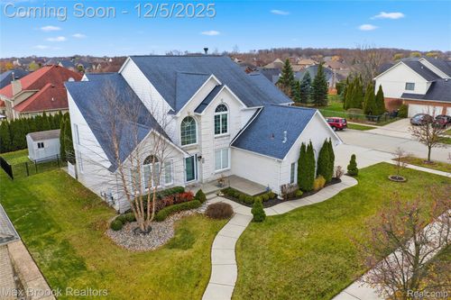 21478 Sabrina Dr, Macomb, MI, 48044-1321 | Card Image