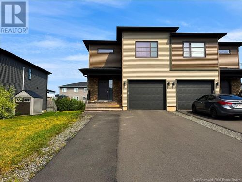 49 Francfort Cres, Moncton, NB, E1G5W7 | Card Image