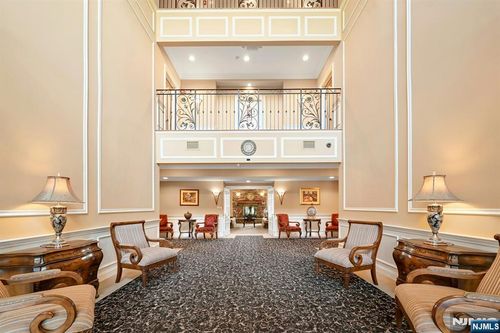 5 Tenakill Rd, Cresskill, NJ, 07626-1430 | Card Image