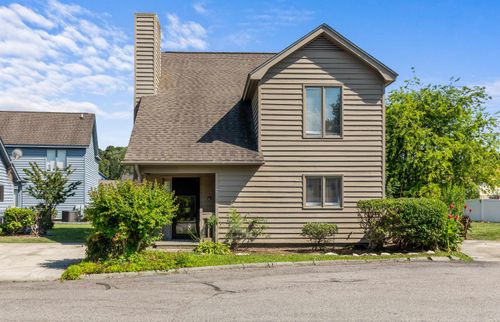22 Foxcroft Ln, Myrtle Beach, SC, 29577-8052 | Card Image