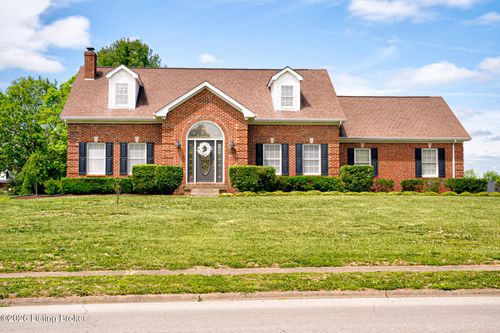 122 Maywood Ave, Bardstown, KY, 40004-2246 | Card Image