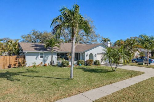 2011 Del Betmar Rd, Clearwater, FL, 33763-4216 | Card Image