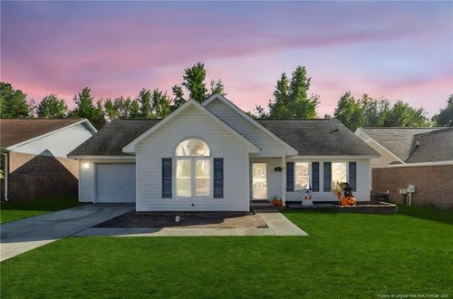 5917 Bloomsbury Dr, Fayetteville, NC, 28306-9186 | Card Image