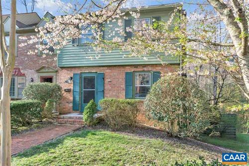 97 Georgetown Grn, CHARLOTTESVILLE, VA, 22901-2157 | Card Image