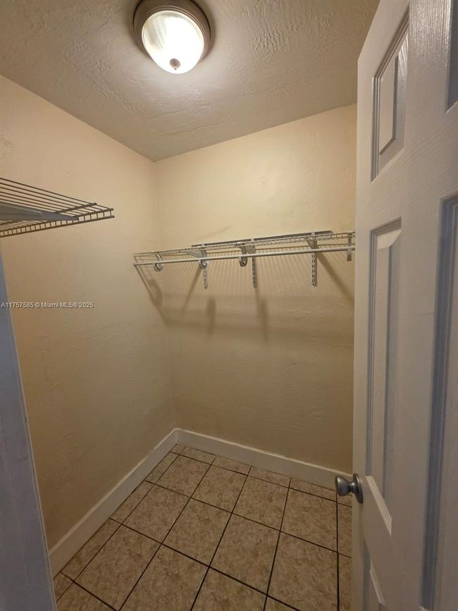 APT-3 - 1816 Sw 11 Th Ct, Condo with 1 bedrooms, 1 bathrooms and null parking in Fort Lauderdale FL | Image 7
