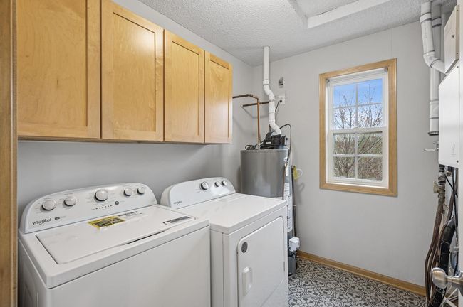 7539 12 Th St N, Townhouse with 3 bedrooms, 3 bathrooms and null parking in Oakdale MN | Image 23