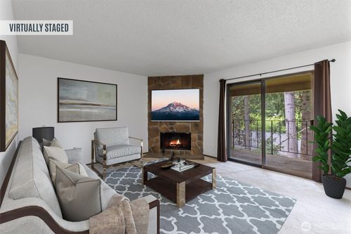 d59-16200 Ne 12th Ct, Bellevue, WA, 98008-3633 | Card Image